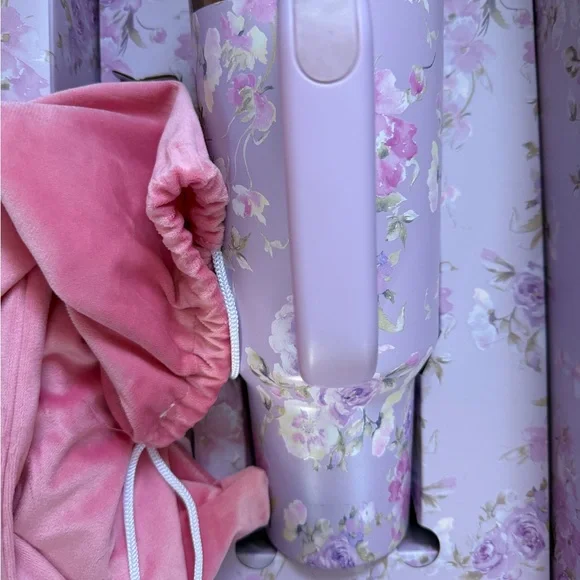 Loveshackfancy x Stanley Floral Lavender Tumbler with Pink Accents - Picture 2 of 7